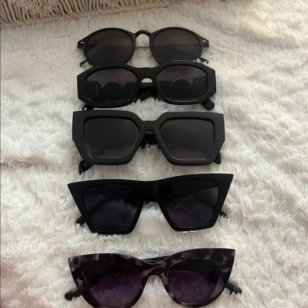 Stylish Black Sunglasses Set